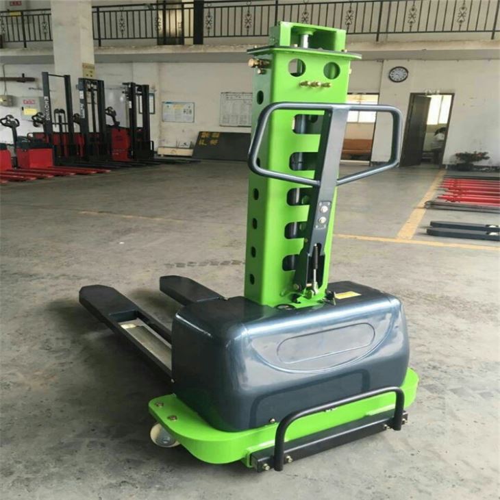 Mini apilador elèctric de càrrega automàtica