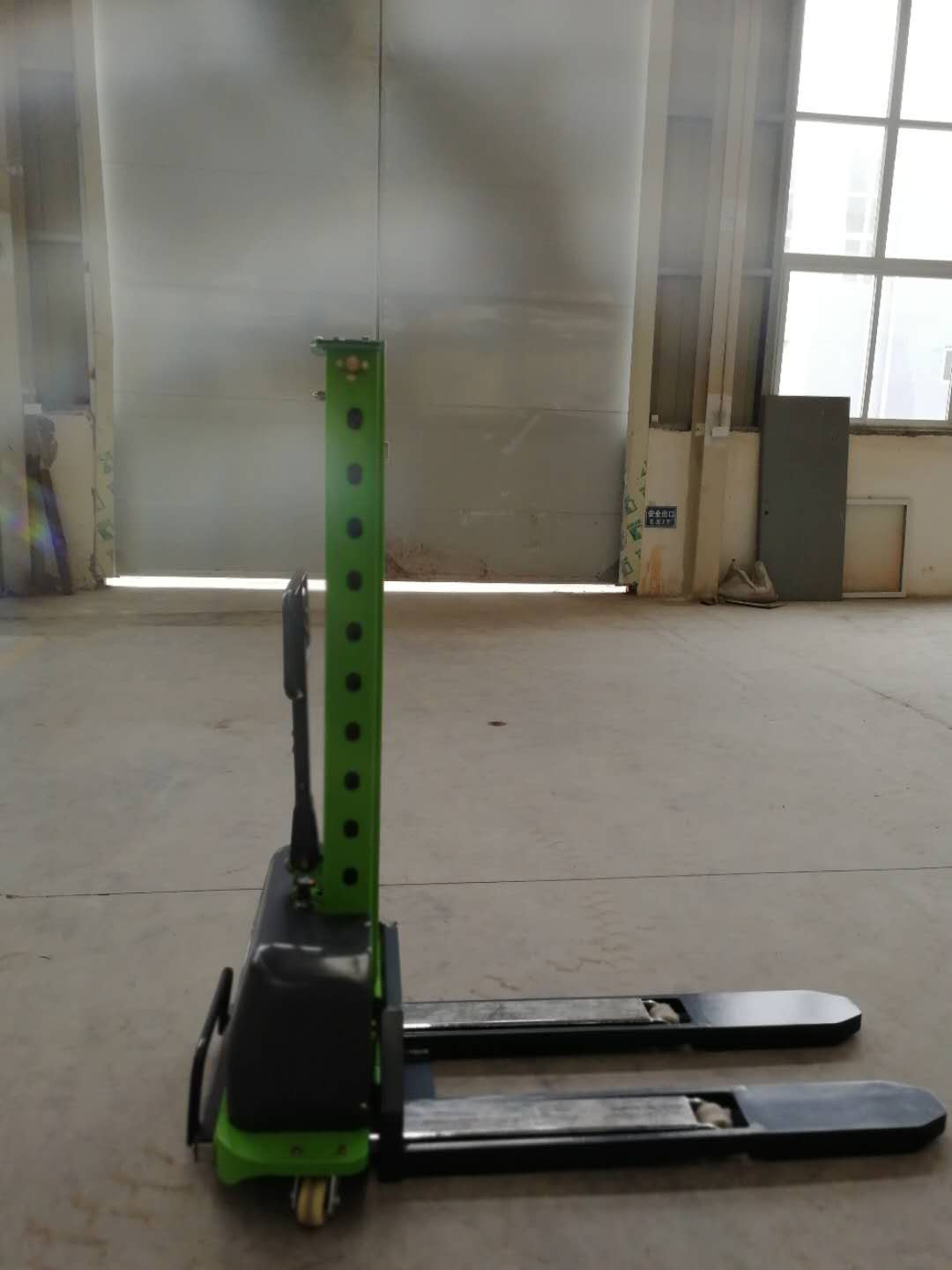 Apilador/descàrrega elèctric d'elevador automàtic de càrrega/descàrrega de 500 kg